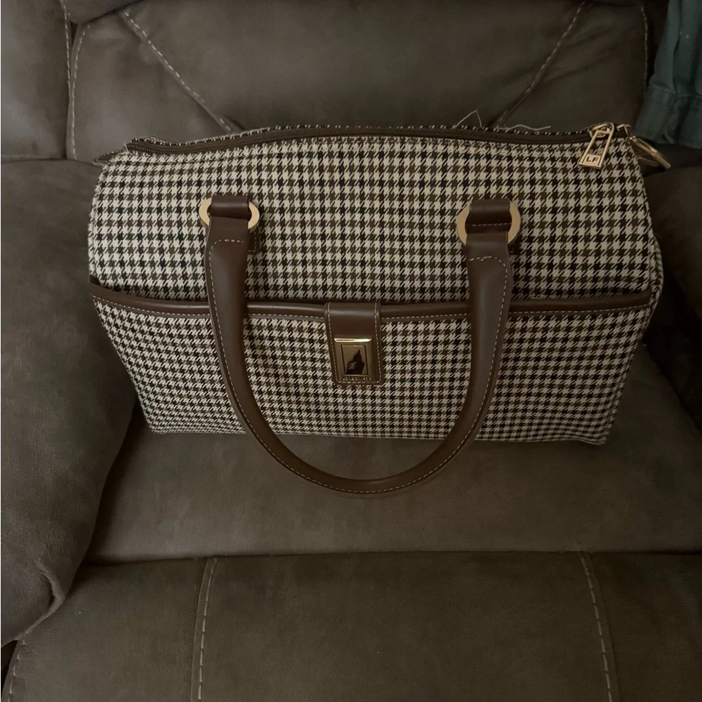 London Fog Brown and Beige Houndstooth Duffel Bag
